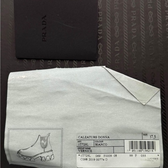 Prada Chelsea monolith black and white boots - Picture 2 of 7